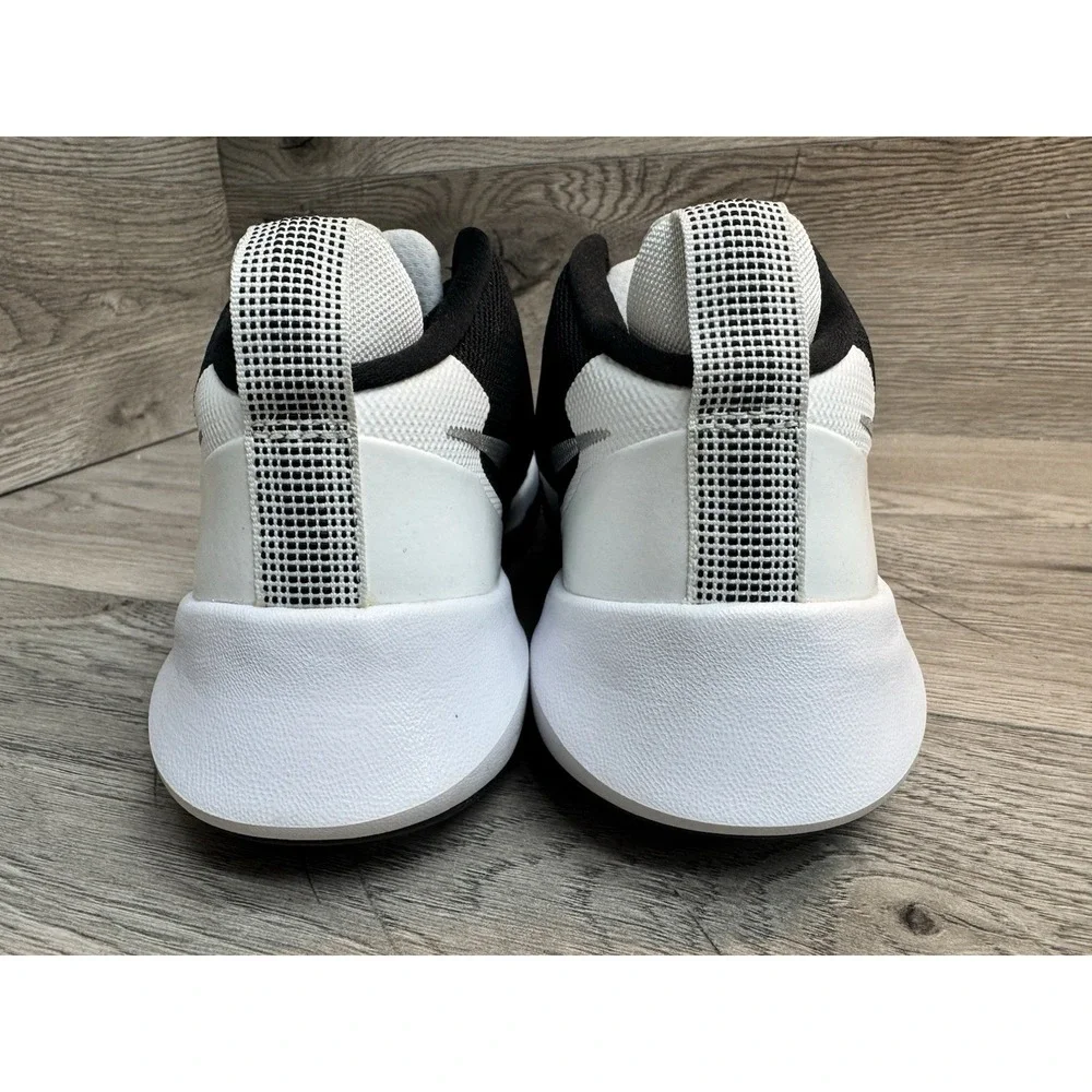 Nike Air Versatile Basketball Running Shoes Sneakers Athletic Women's 7 Black